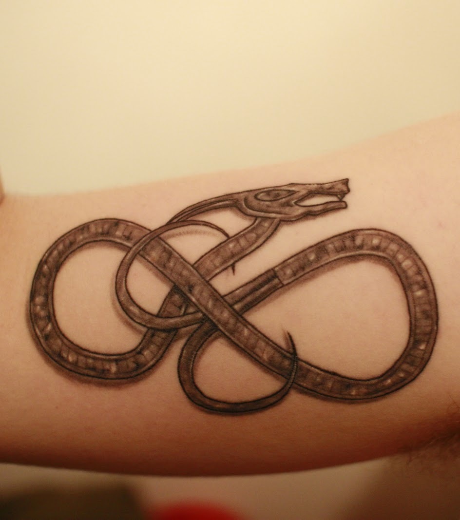 Motive tattoo für besten männer die Kleine Tattoos