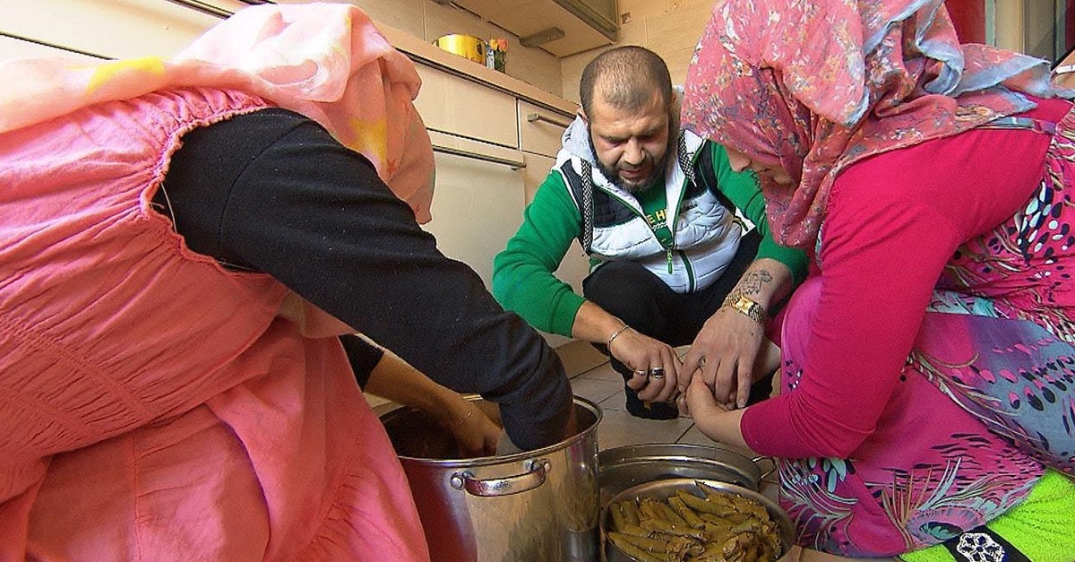 Leben Auf Großem Fuß Syrischer Flüchtling Mit Zwei Ehefrauen Sorgt Für Diskussionen 