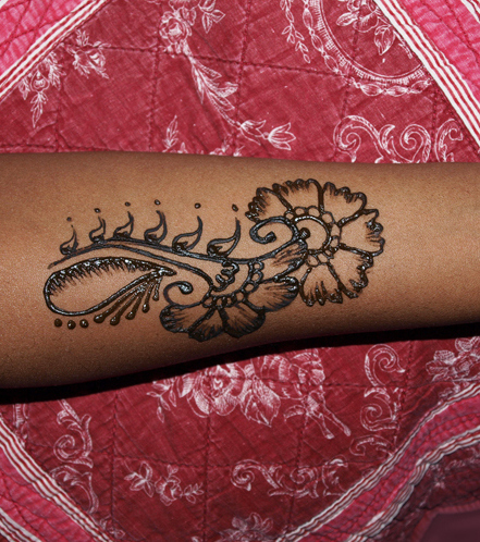 Frauen oberarm tattoos für Oberarm Tattoo