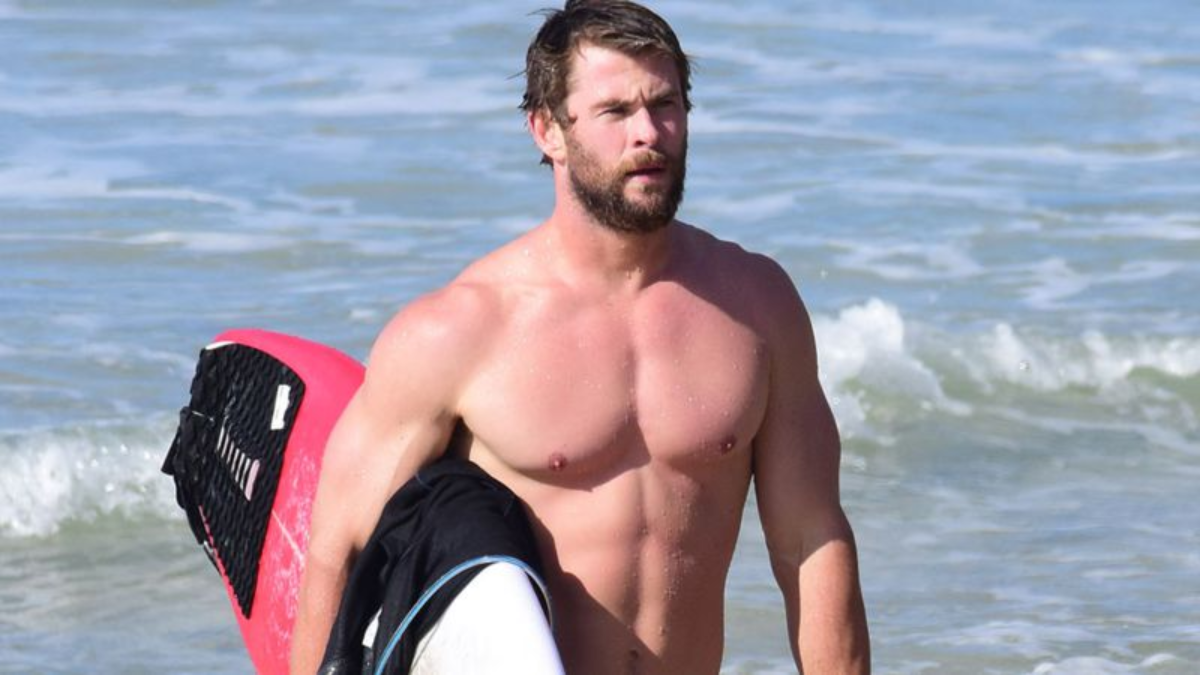 Stark Wie Thor Chris Hemsworth Teilt Sein Ganzkörper Hanteltraining Unter Freiem Himmel 6044